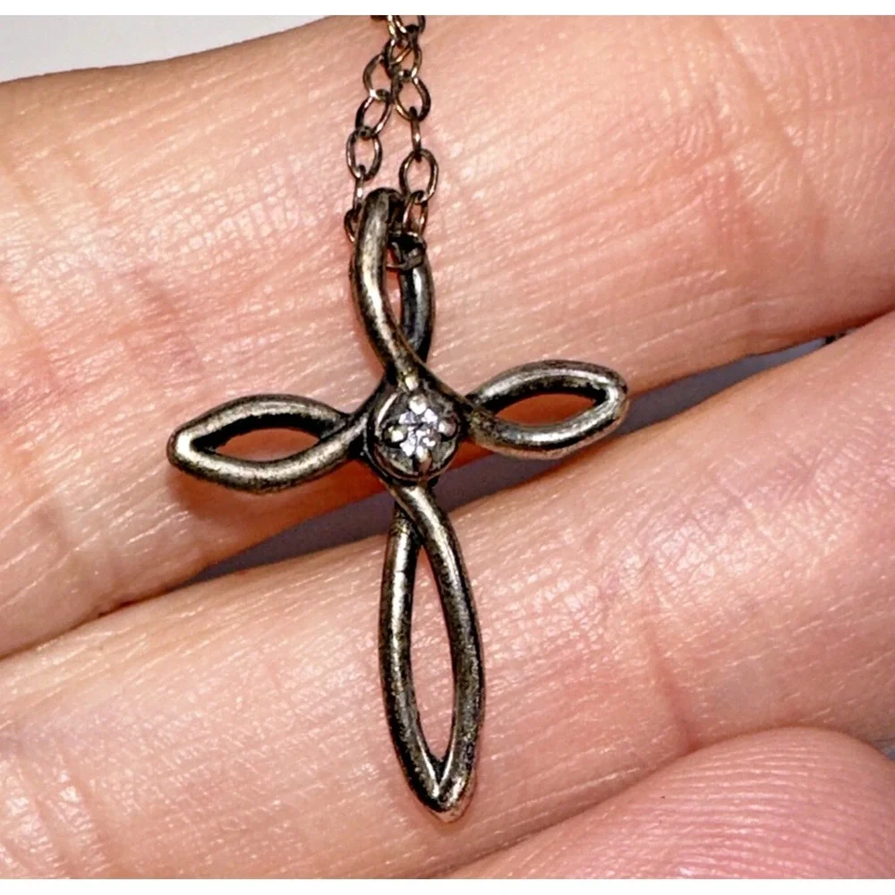 Sterling Silver Cross Pendant Necklace BG 925 Charm Diamond Chip 18